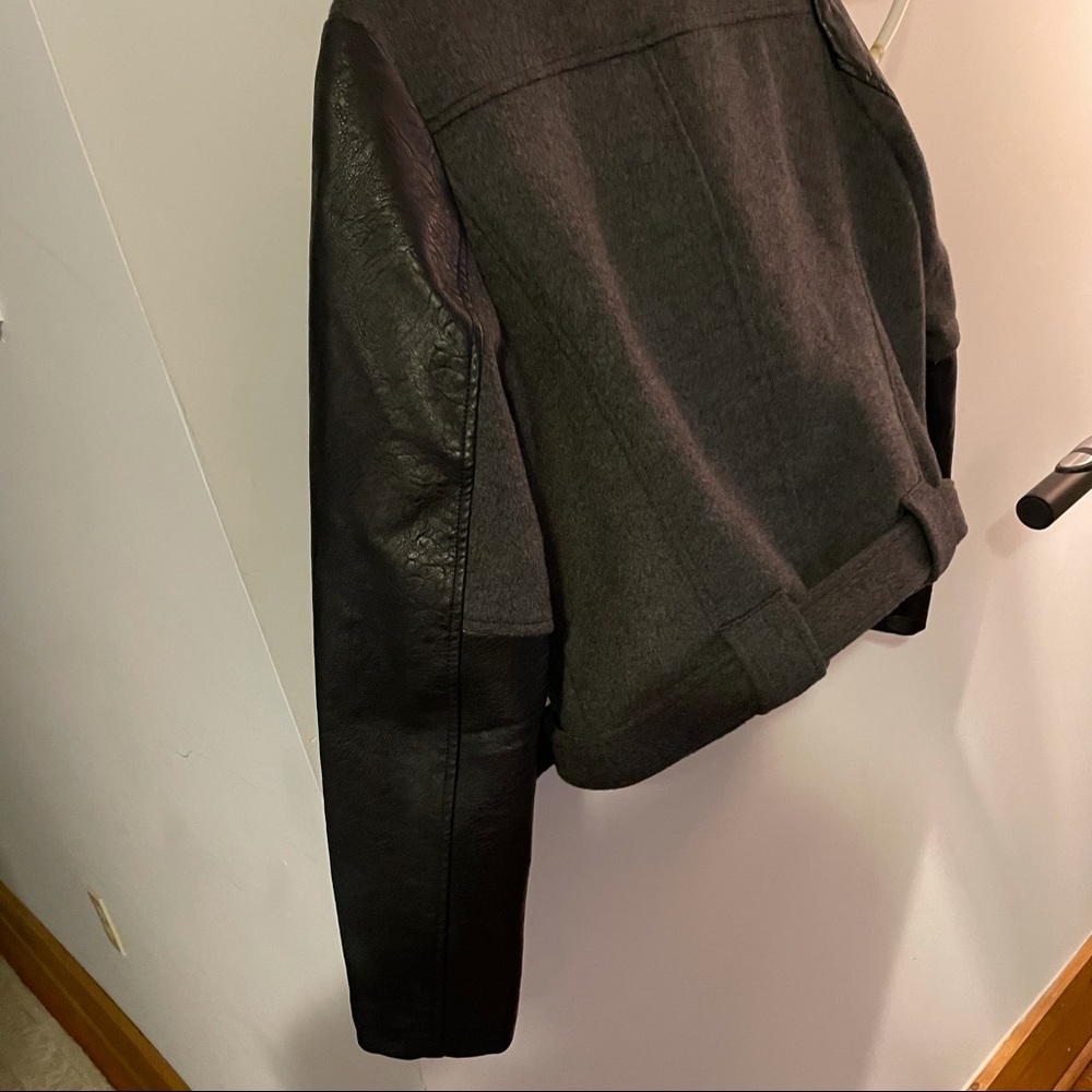 Renvy Bomber Women's Medium M Asymmetrical Lined Belted Gray Black Jacket - Picture 3 of 5